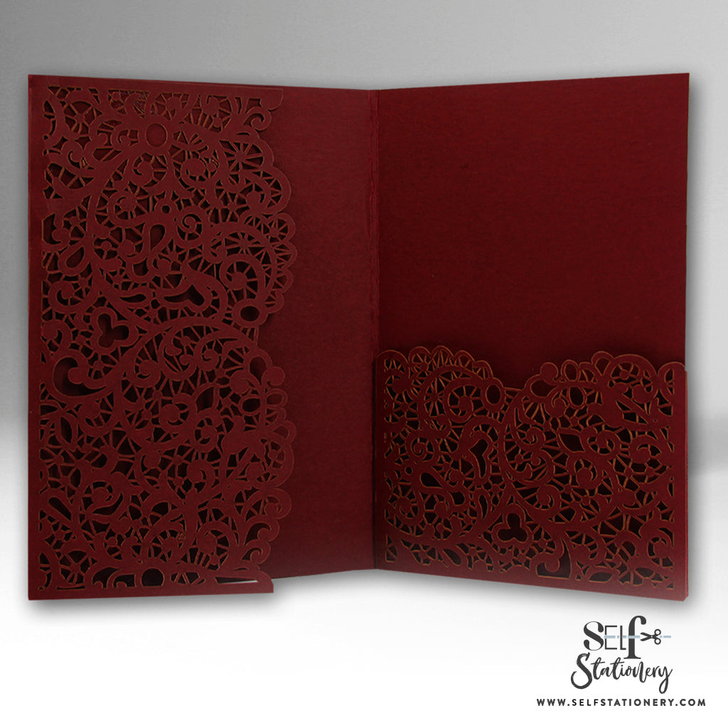 Bordowy pocketfold wycinany laserowo z kopertą