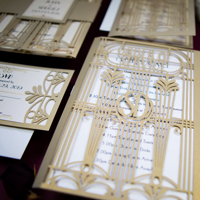 Złoto-beżowy porządek uroczystości Art Deco Wielki Gatsby – gatefold wycinany laserowo