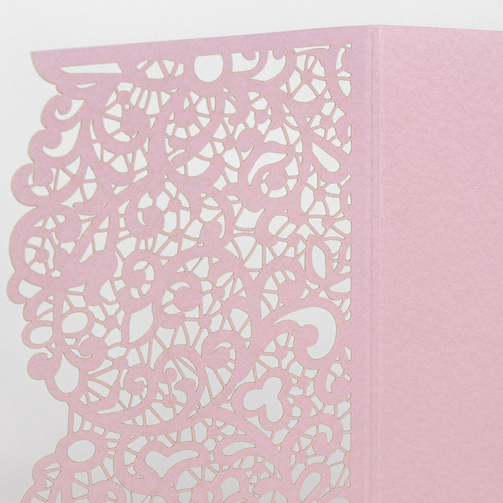 Różowe okładki pocketfold wycinane laserowo – zaproszenia DIY na ślub, urodziny, chrzest, składane na trzy, z kopertą